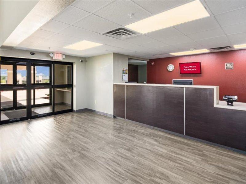 Red Roof Inn & Suites Austin East - Manor Zewnętrze zdjęcie